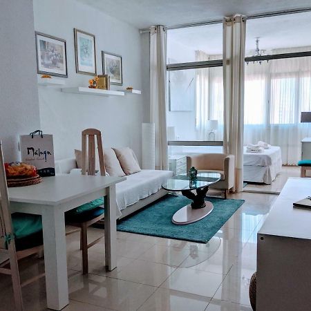 Home Away In The Heart Of Town Τορρεμολίνος Εξωτερικό φωτογραφία