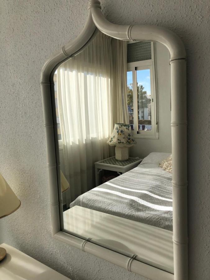 Home Away In The Heart Of Town Τορρεμολίνος Εξωτερικό φωτογραφία