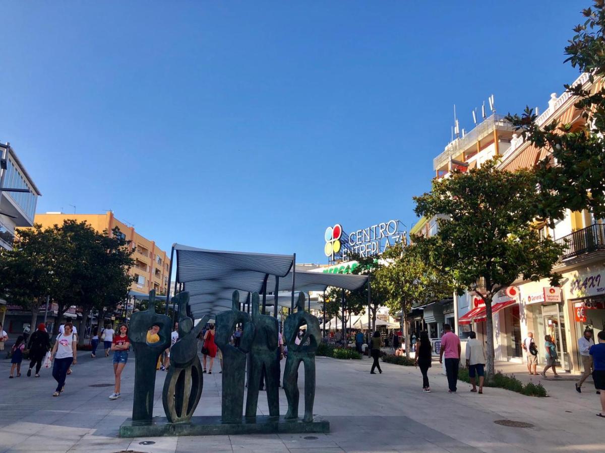 Home Away In The Heart Of Town Τορρεμολίνος Εξωτερικό φωτογραφία
